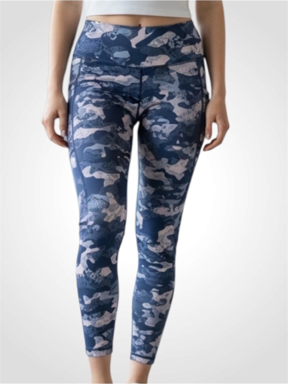 Reebok Blue and Light Pink Camo Leggings Pockets Medium